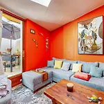 Semesterbostad 2 Bedroom Gorgeous In Neuville-sous-montreui *