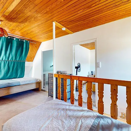 Holiday home Stunning In Neuville-sous-montreui With Wifi Neuville-sous-Montreuil