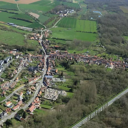 Holiday home Stunning In Neuville-sous-montreui With Wifi *